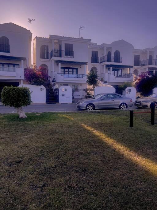 Palm Beach Apartment In La Duquesa Manilva Bagian luar foto